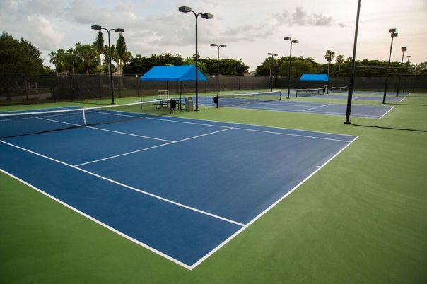 Exterior, Tennis Courts