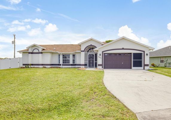 Attached, Backyard, Exterior, Facade, Ranch