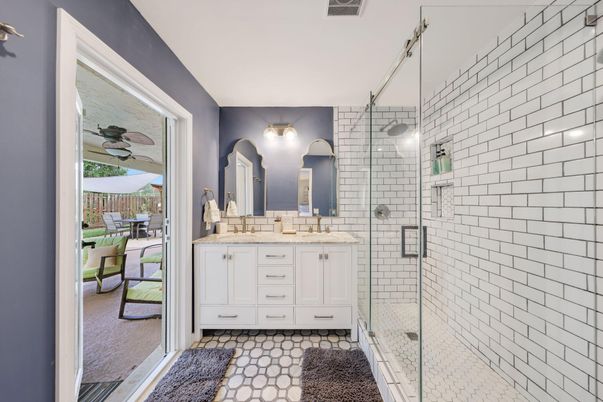 Bathroom, Glass Shower, Interior