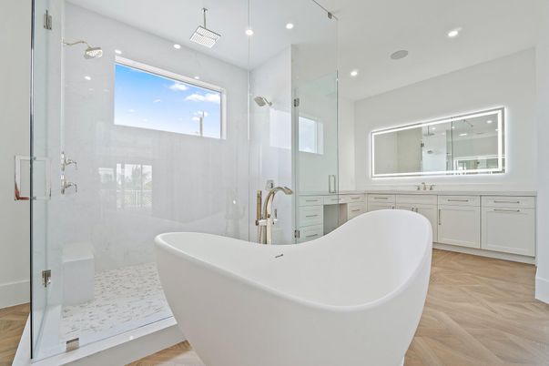 Bathroom, Free Standing Baths, Glass Shower, Interior, Recessed Lighting, Wood Texture Flooring