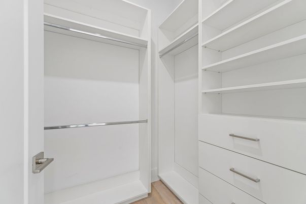 Interior, Walk-in Closets, Wood Texture Flooring