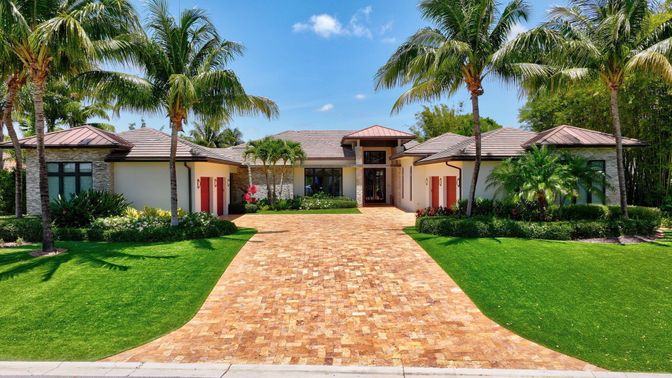 Backyard, Exterior, Facade, Spanish Mediterranean