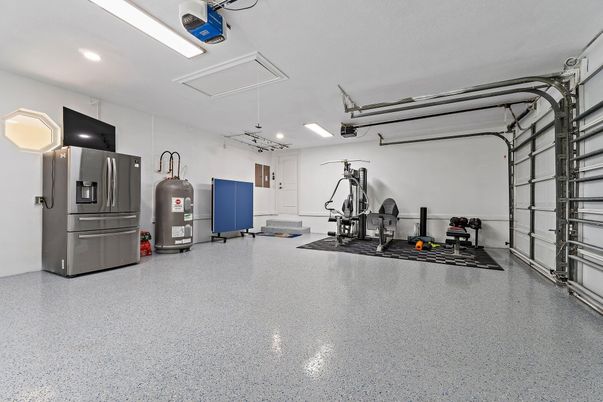 Fitness Equipment, Garage, Interior, Recessed Lighting