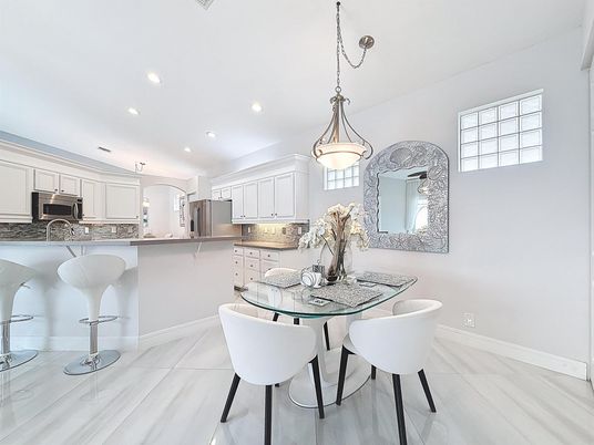 Dining room, Interior, Kitchen, Marble, Pendant Lights, Recessed Lighting