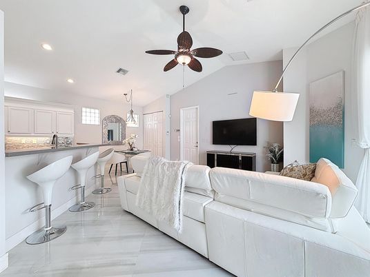 Interior, Kitchen, Living room, Pendant Lights, Recessed Lighting