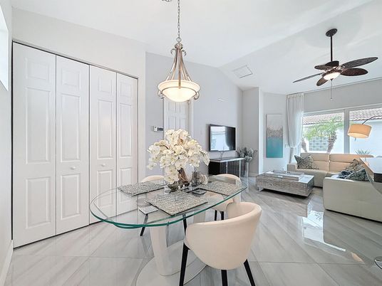 Dining room, Interior, Living room, Pendant Lights