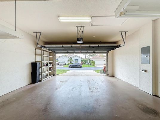 Garage, Interior