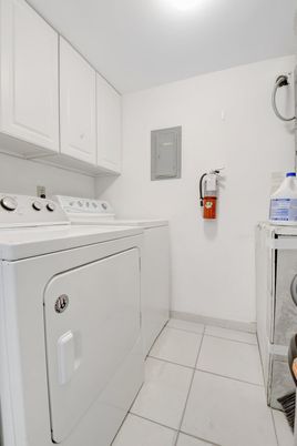 Interior, Washer
