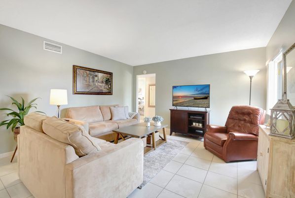 Fireplace, Interior, Living room