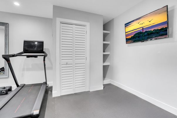 Fitness Equipment, Interior, Recessed Lighting