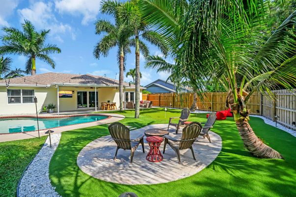 Backyard, Exterior, Pool