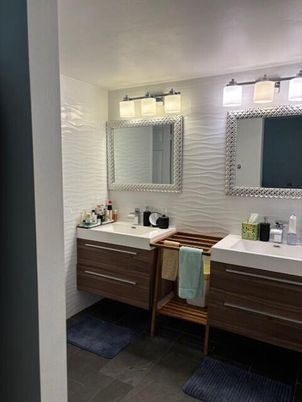Bathroom, Dual Sink Vanities, Interior
