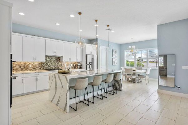 Dining room, Interior, Kitchen, Pendant Lights, Recessed Lighting, Stainless Steel Appliances
