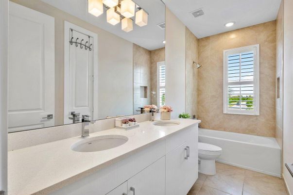 Bathroom, Dual Sink Vanities, Interior, Recessed Lighting