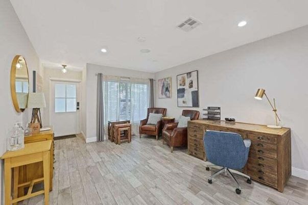 Home Office, Interior, Recessed Lighting, Wood Texture Flooring
