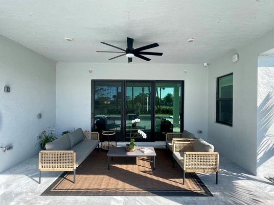 Exterior, Living room