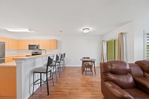Dining room, Interior, Kitchen, Stainless Steel Appliances, Wood Texture Flooring