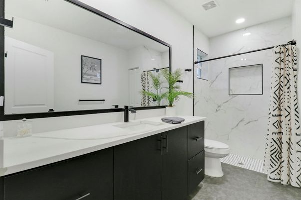 Bathroom, Interior, Marble Walls, Recessed Lighting