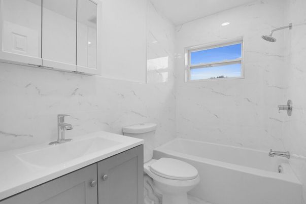 Bathroom, Interior, Marble Walls, Recessed Lighting