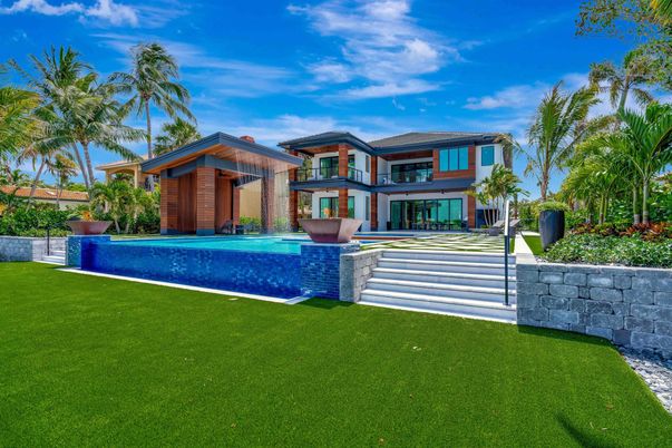 Backyard, Exterior, Facade, Pool, Mediterranean
