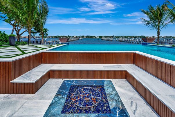 Exterior, Pool, Water