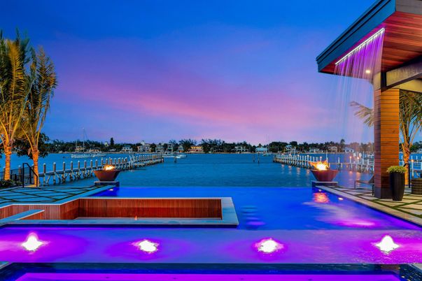 Exterior, Pool, Water