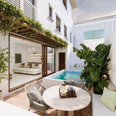 Exterior, Pool
