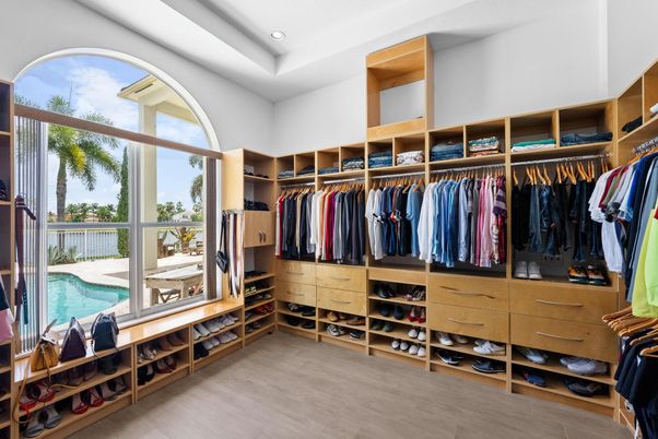 Interior, Recessed Lighting, Walk-in Closets, Wood Texture Flooring