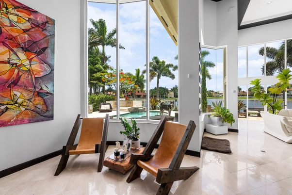 Interior, Sun Room, Water