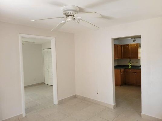 Empty room, Interior, Kitchen
