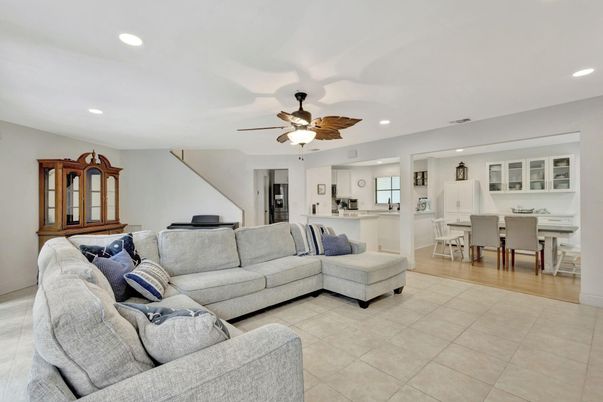 Dining room, Interior, Kitchen, Living room, Recessed Lighting