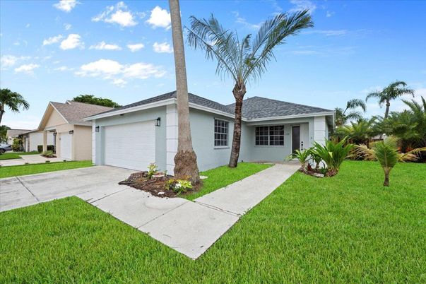 Attached, Backyard, Exterior, Facade, Ranch