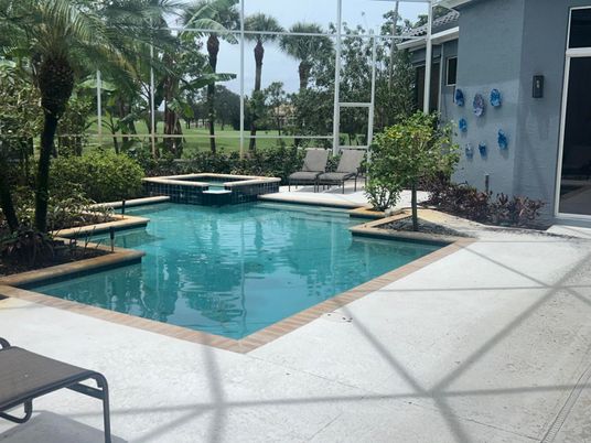 Interior, Pool, Sun Room