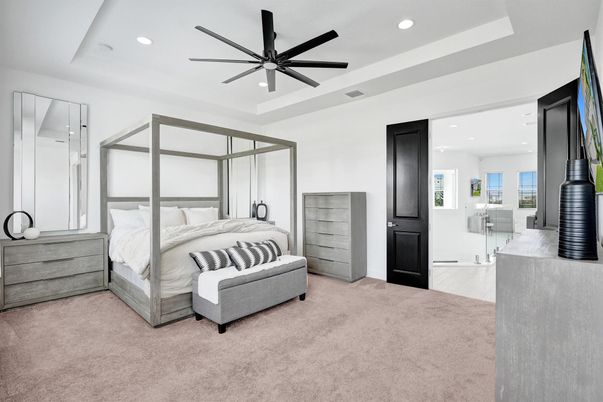 Bedroom, Interior, Recessed Lighting, Water