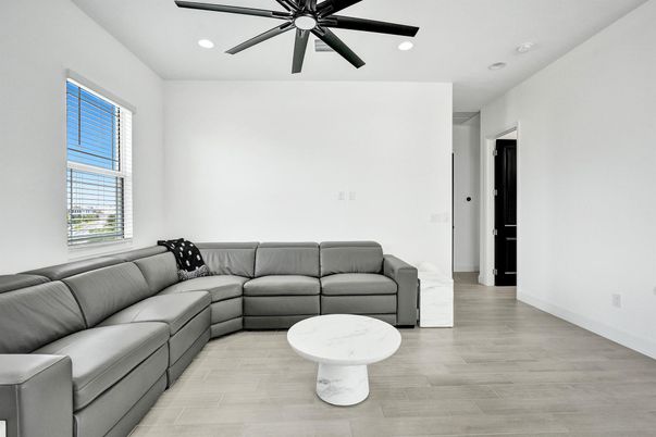 Interior, Living room, Recessed Lighting, Wood Texture Flooring