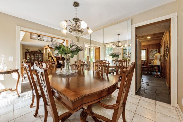 Chandelier, Dining room, Interior, Recessed Lighting
