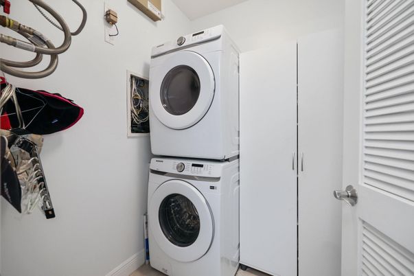Interior, Utility Closets, Washer