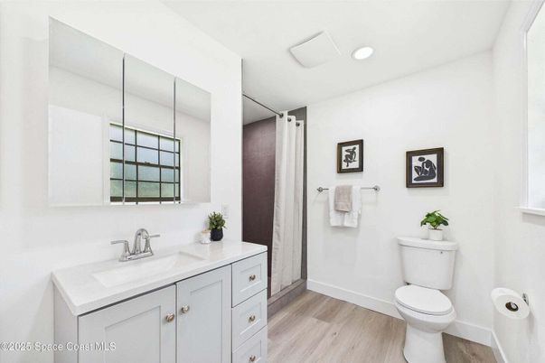 Bathroom, Interior, Recessed Lighting, Wood Texture Flooring
