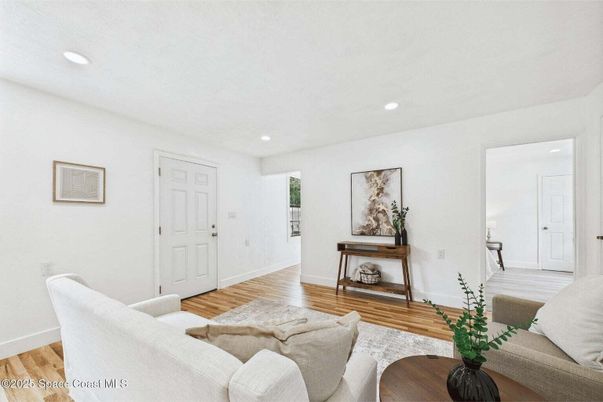 Interior, Living room, Recessed Lighting, Wood Texture Flooring