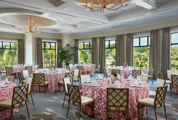 Chandelier, Dining room, Interior, Recessed Lighting
