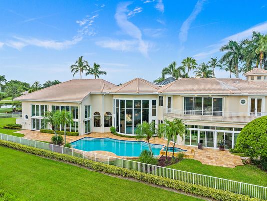Backyard, Exterior, Facade, Pool, Mediterranean