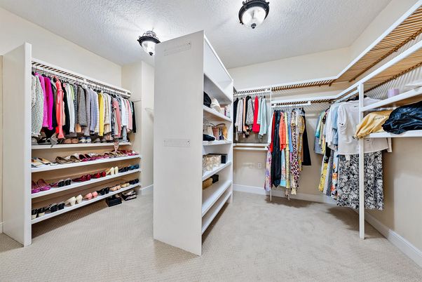 Interior, Walk-in Closets
