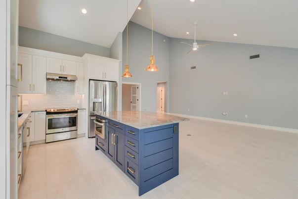 Interior, Kitchen, Pendant Lights, Recessed Lighting, Stainless Steel Appliances