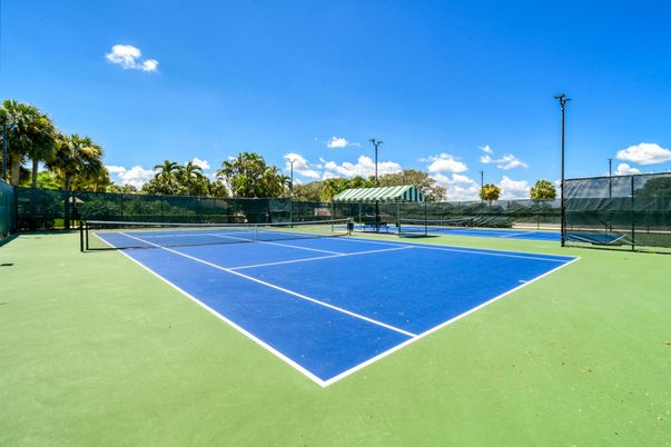 Exterior, Tennis Courts