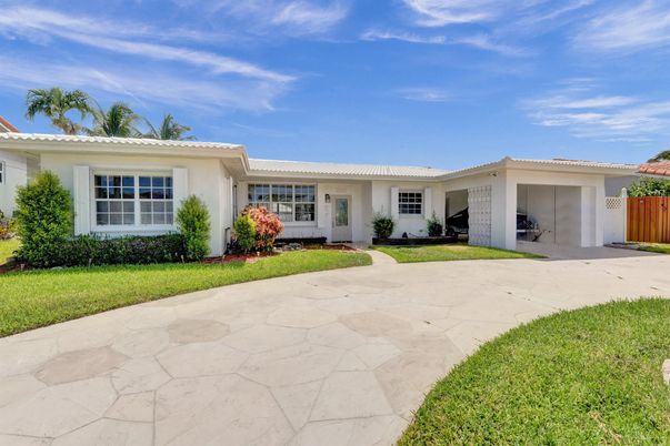 Attached, Backyard, Exterior, Facade, Ranch