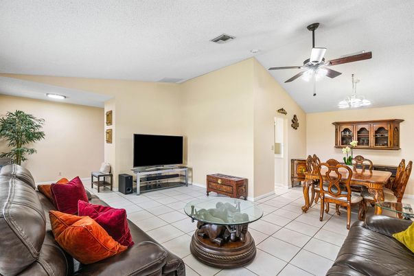 Dining room, Interior, Living room, Recessed Lighting