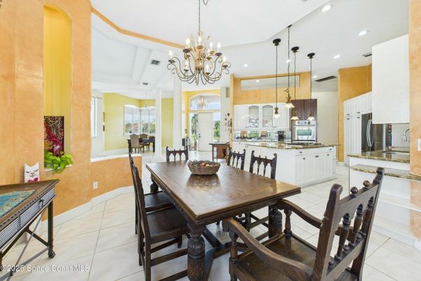 Chandelier, Dining room, Interior, Kitchen, Pendant Lights, Recessed Lighting