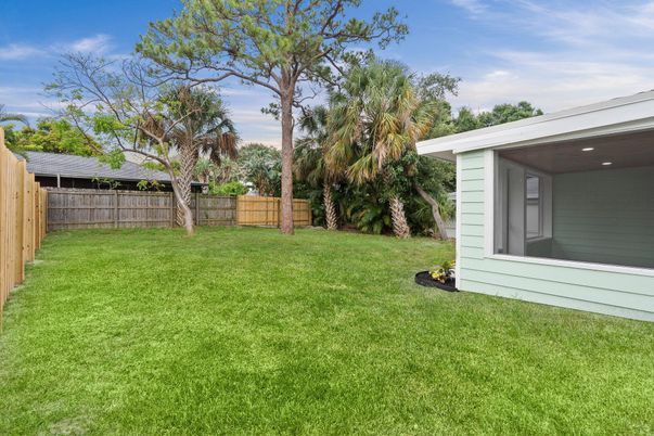 Backyard, Exterior
