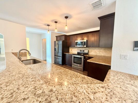 Interior, Kitchen, Pendant Lights, Stainless Steel Appliances