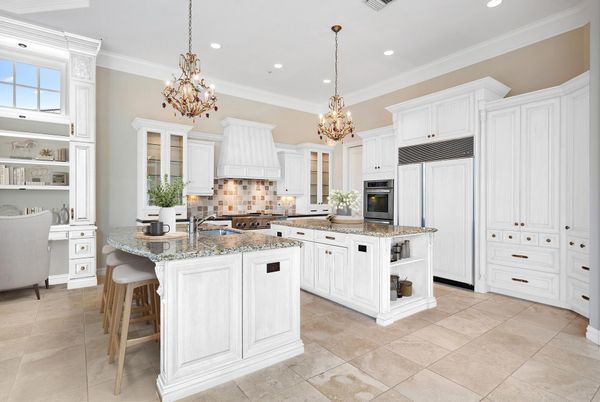 Chandelier, Interior, Kitchen, Pendant Lights, Recessed Lighting, Stainless Steel Appliances